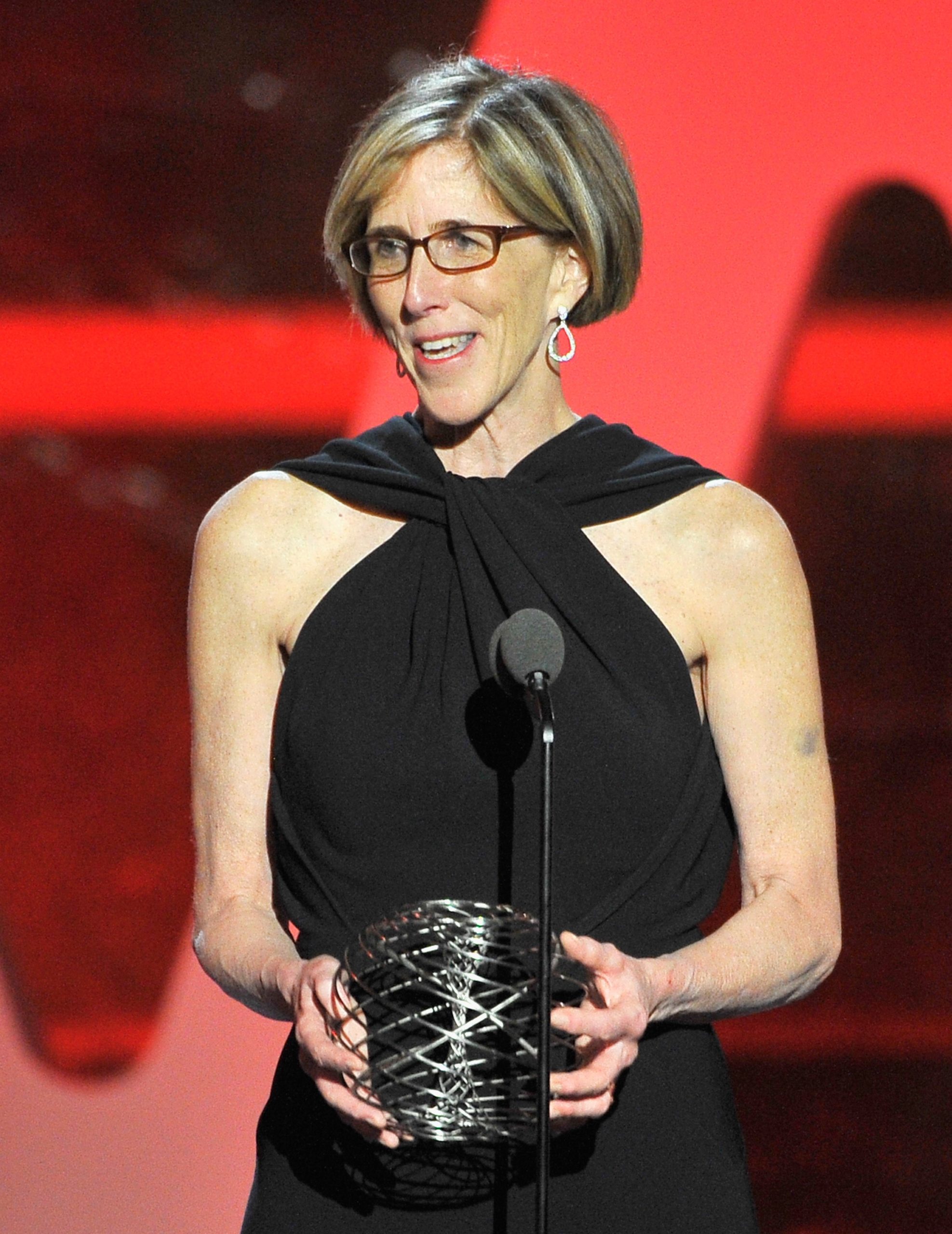Dr. Helen Hobbs with Breakthrough Prize