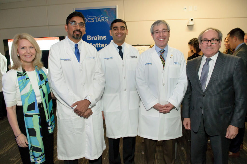 Kathleen Gibson, Dr. Dan Podolsky, and three UTSW physicians