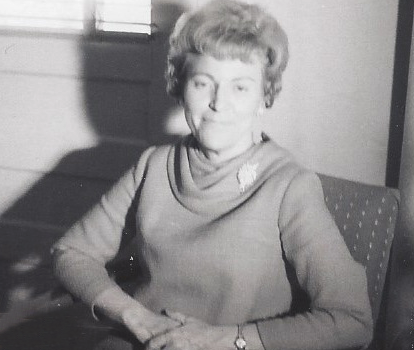 Black and white photo of Evelyn Whitman