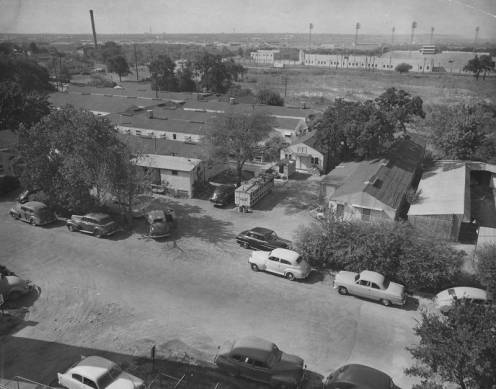 black and white photo of SWMC Oak Lawn Campus