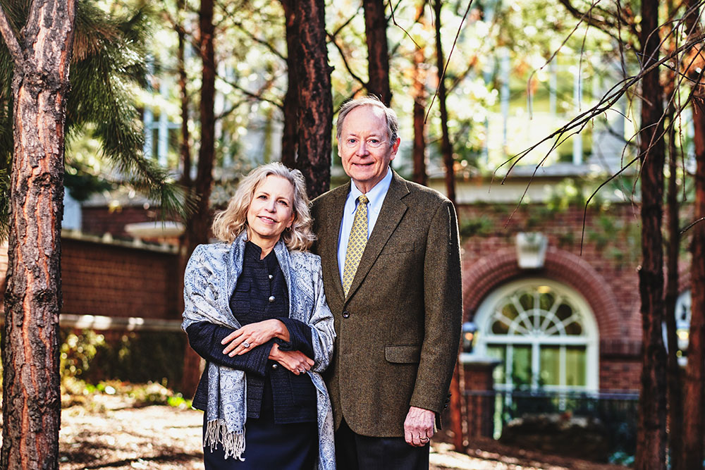 Photo of Lori and Dave Folz for their article on how dave folz estate planning has helped support brain science.